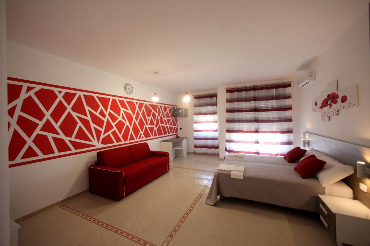 B&B Corso Roma Apricena Bagian luar foto