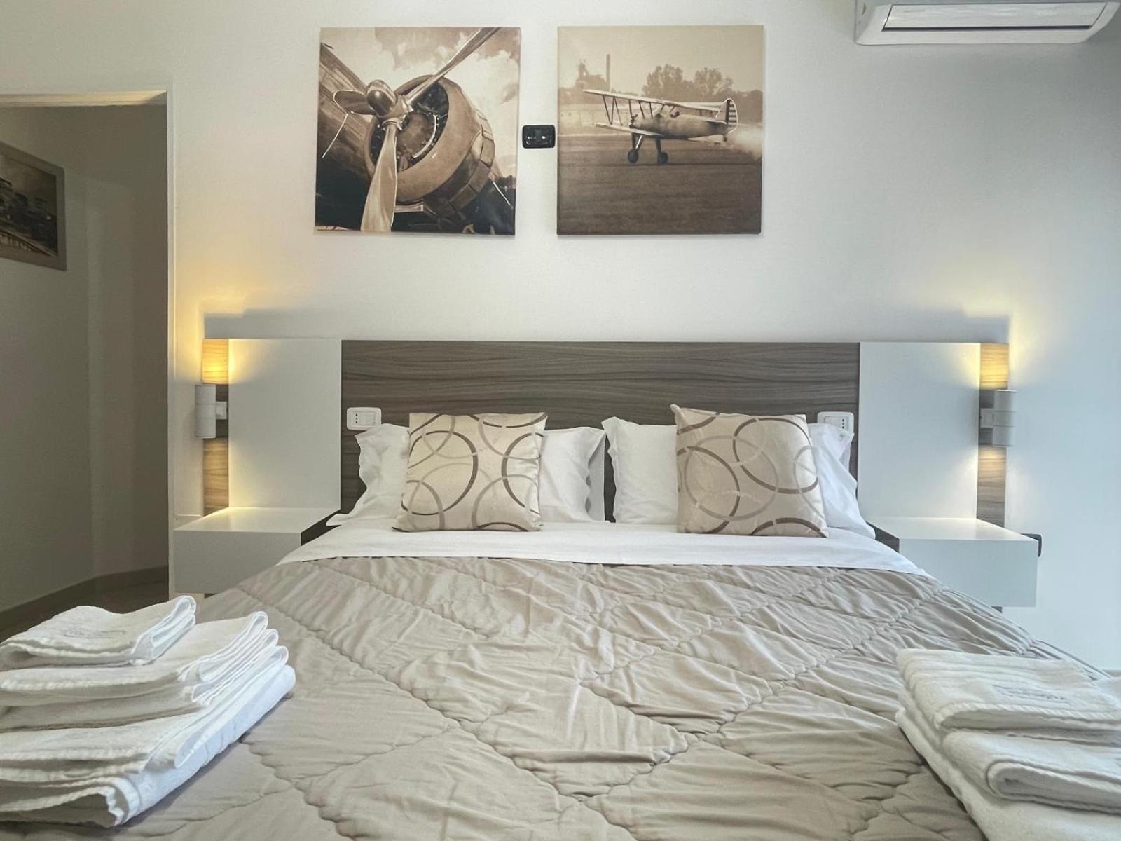 B&B Corso Roma Apricena Bagian luar foto